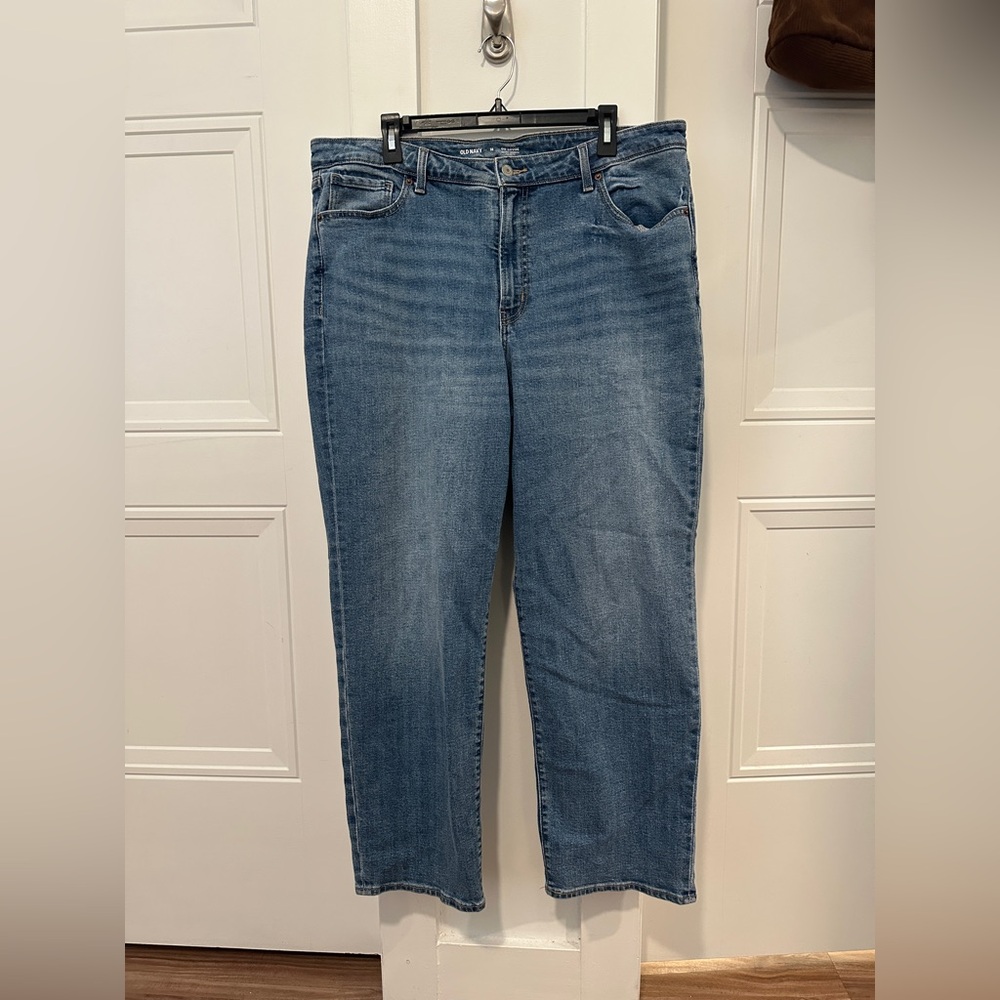 Old Navy High-Rise Blue Jeans
